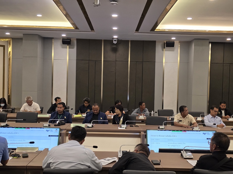 2nd forum to brainstorm opinions on the development of the Central Rubber Market and the creation of a new type of market in Phatthalung Province.